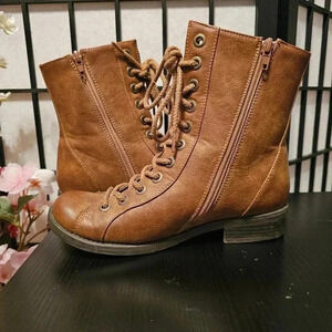 Women's 2 Lips TOO JOJO Boots